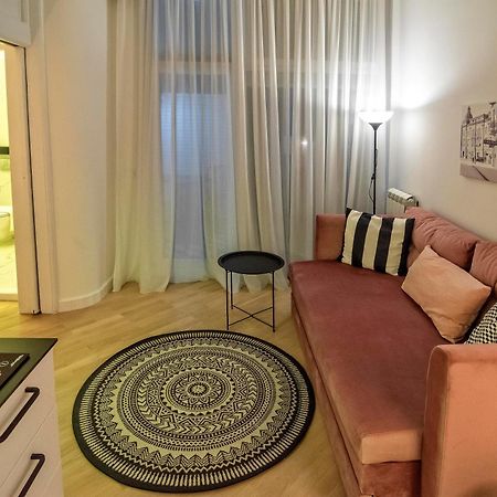 Momo 123 Apartments Belgrad Exterior foto